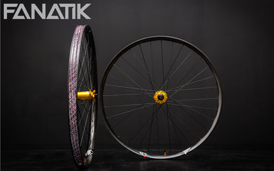 wheel-build-gallery-we-are-one-composites-triad-industry-nine-hydra-classic-2