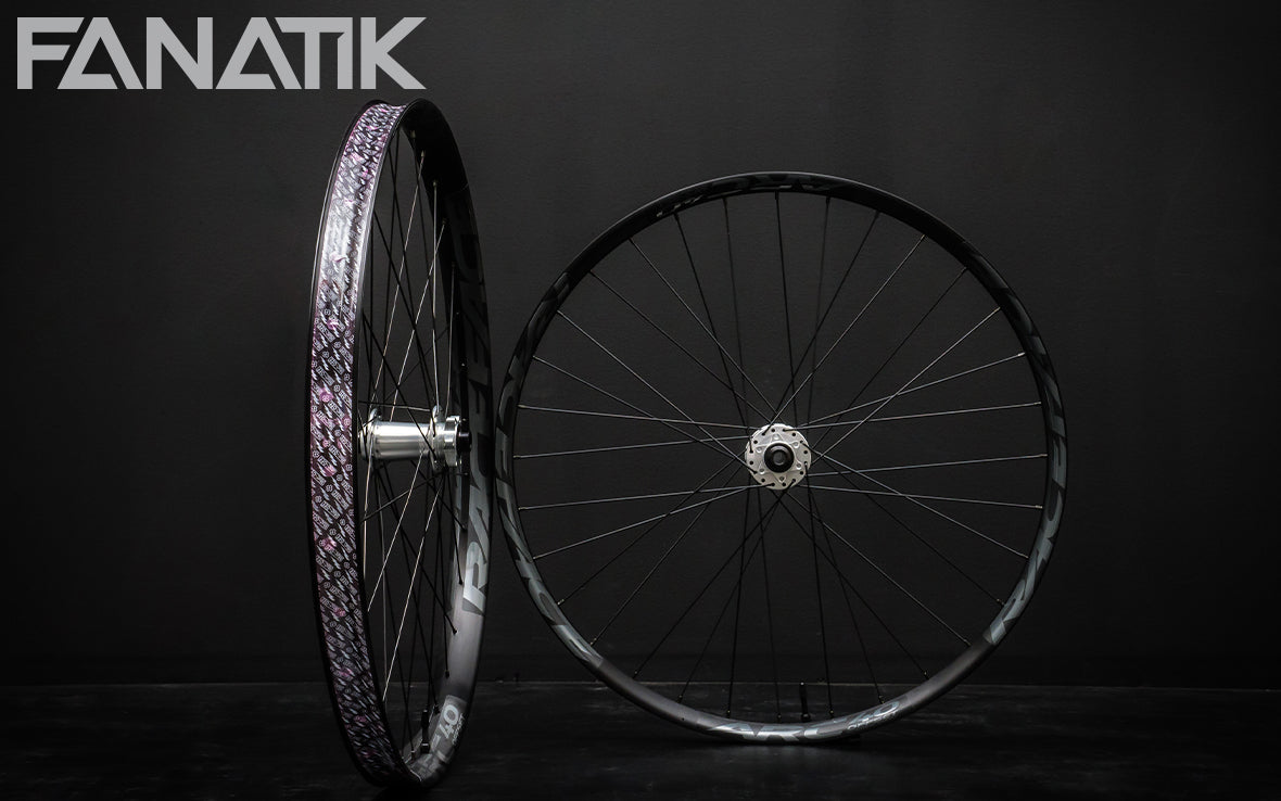 Race Face ARC 40 / Hope Pro 5