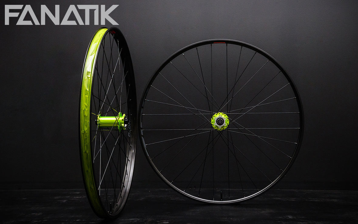 Zipp 3ZERO Moto / Onyx Vesper