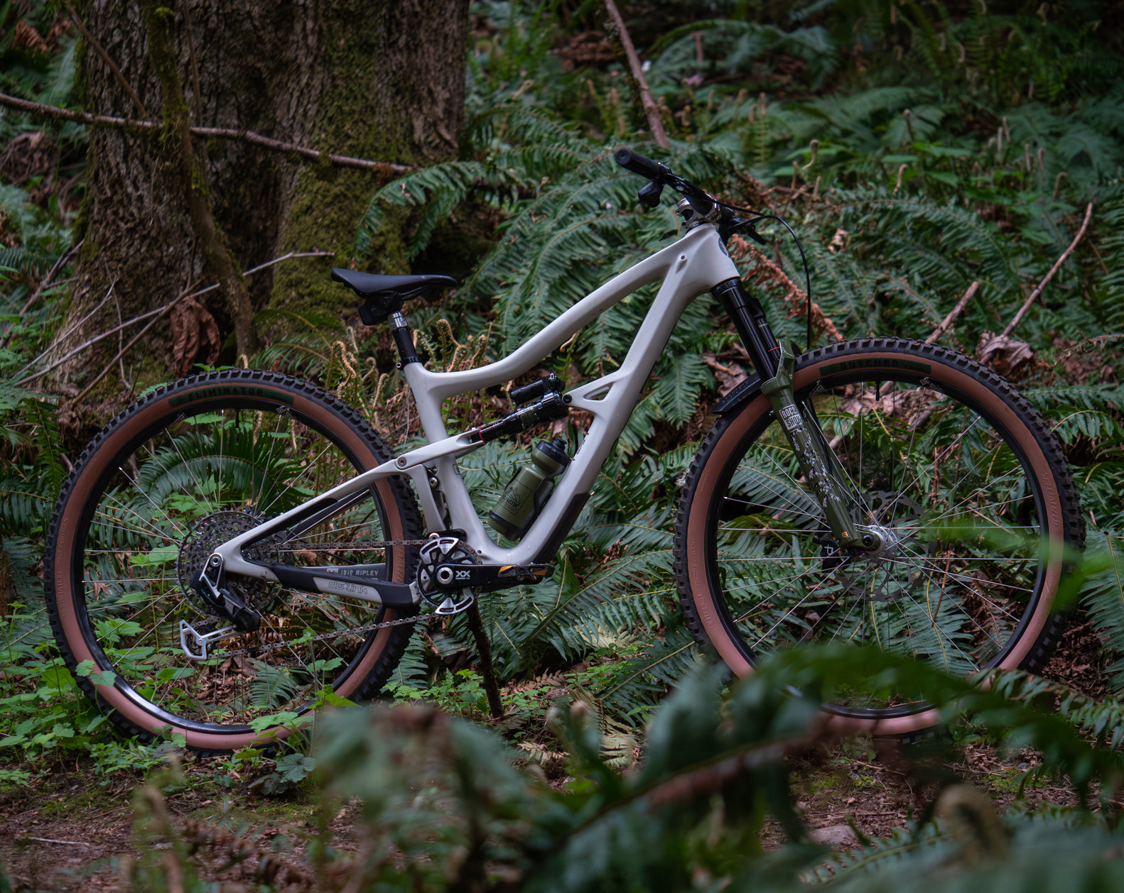 Ibis Ripley V4S Bike Check // Compared to Stumpjumper EVO