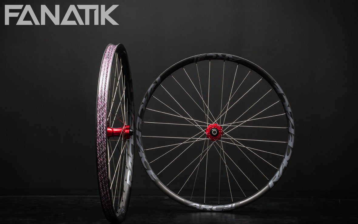 Race Face ARC31 Carbon / Chris King ISO