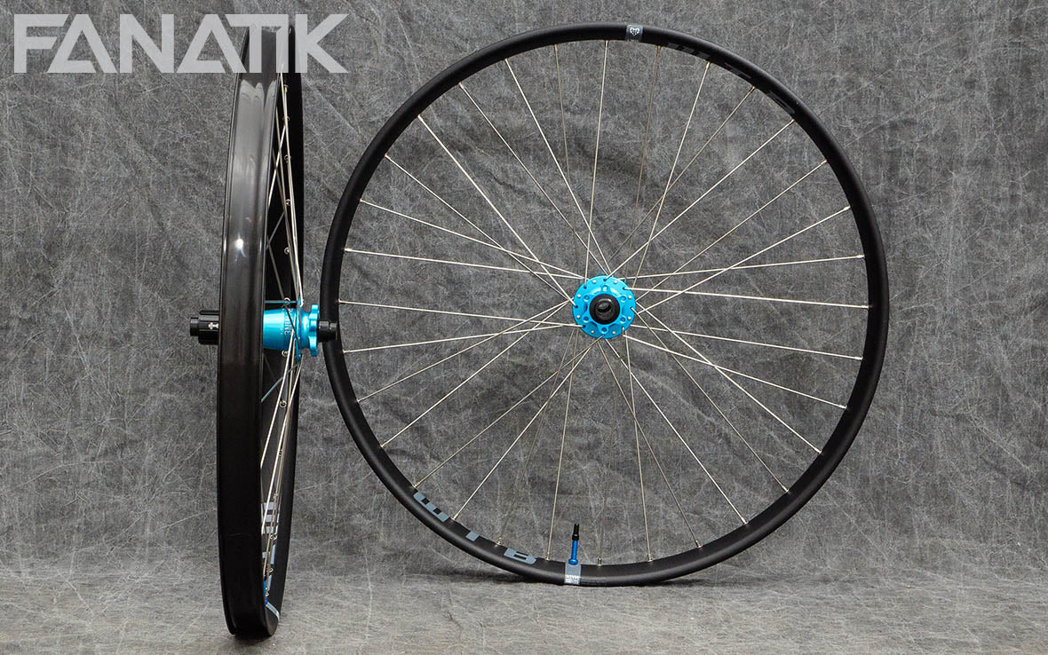 WTB Asym TCS i35/Industry Nine Torch Classic Custom Wheelset