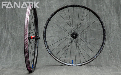 wheel-build-gallery-raceface-arc-31-carbon-dt-swiss-240-exp-custom-wheelset