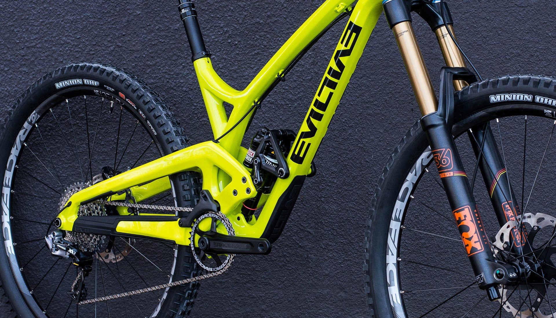 How to Adjust the Geometry on your DELTA Suspension Evil
