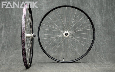 wheel-build-gallery-stans-arch-mk4-industry-nine-hydra-custom-wheelset