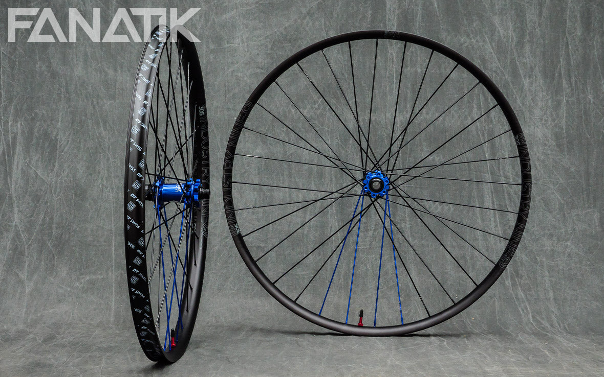 Industry Nine Enduro 305 / Industry Nine Hydra System Custom Wheelset