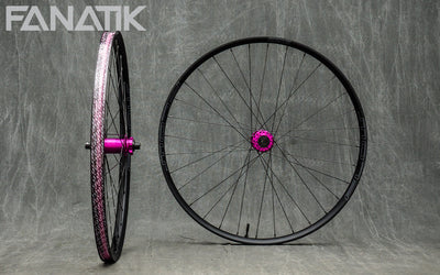 wheel-build-gallery-stans-flow-mk4-onyx-mtb-custom-wheelset-1