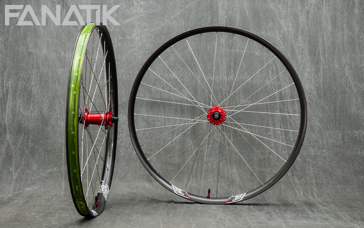 We Are One Union / Industry Nine Hydra Custom Wheelset