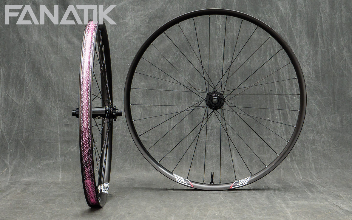 We Are One Union / Industry Nine Hydra Custom Wheelset