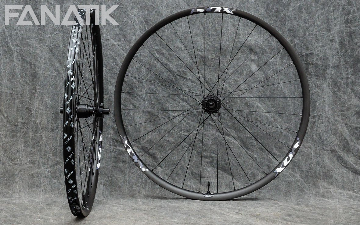 Nox Teocalli/Onyx Vesper Custom Wheelset