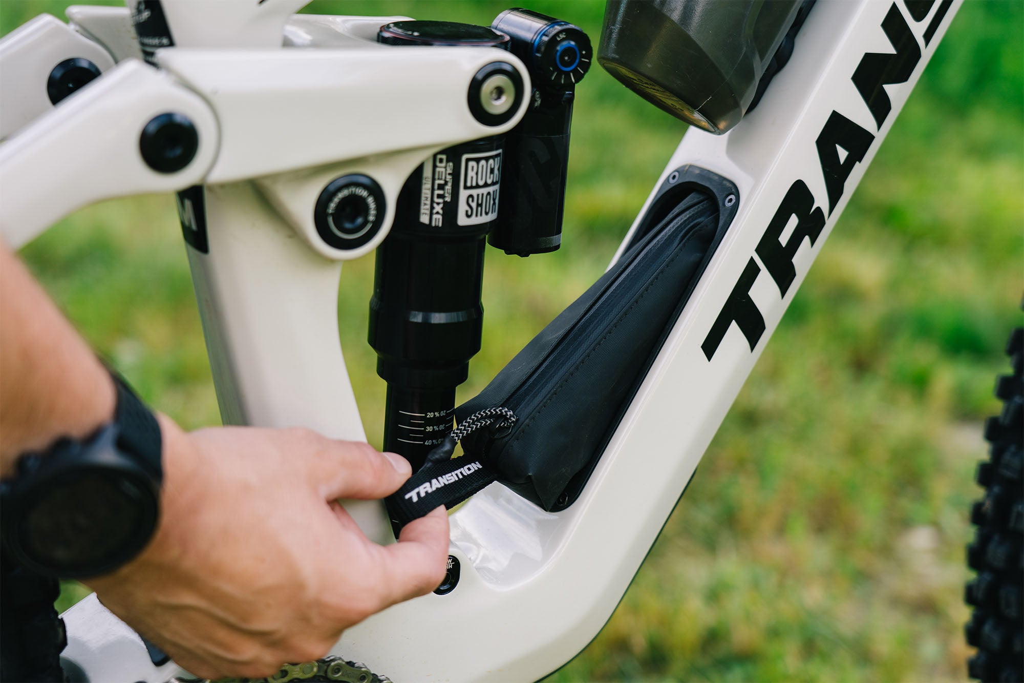 Sentinel Carbon Frame - 2025