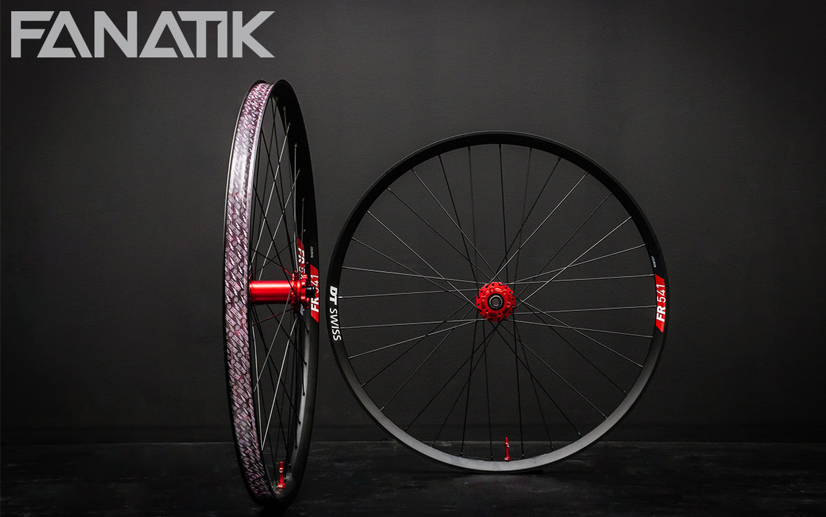 DT Swiss FR 541 Onyx Vesper Fanatik Bike Co. Custom Mountain Bike Build Gallery