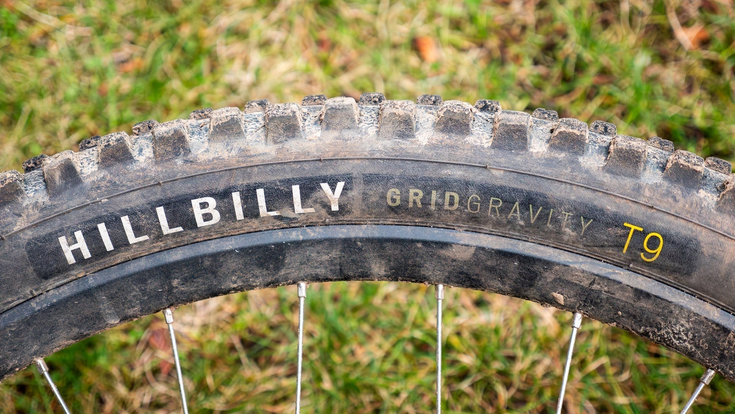 Specialized Hillbilly Review / Best MTB Tire for Mud and Wet Weather 