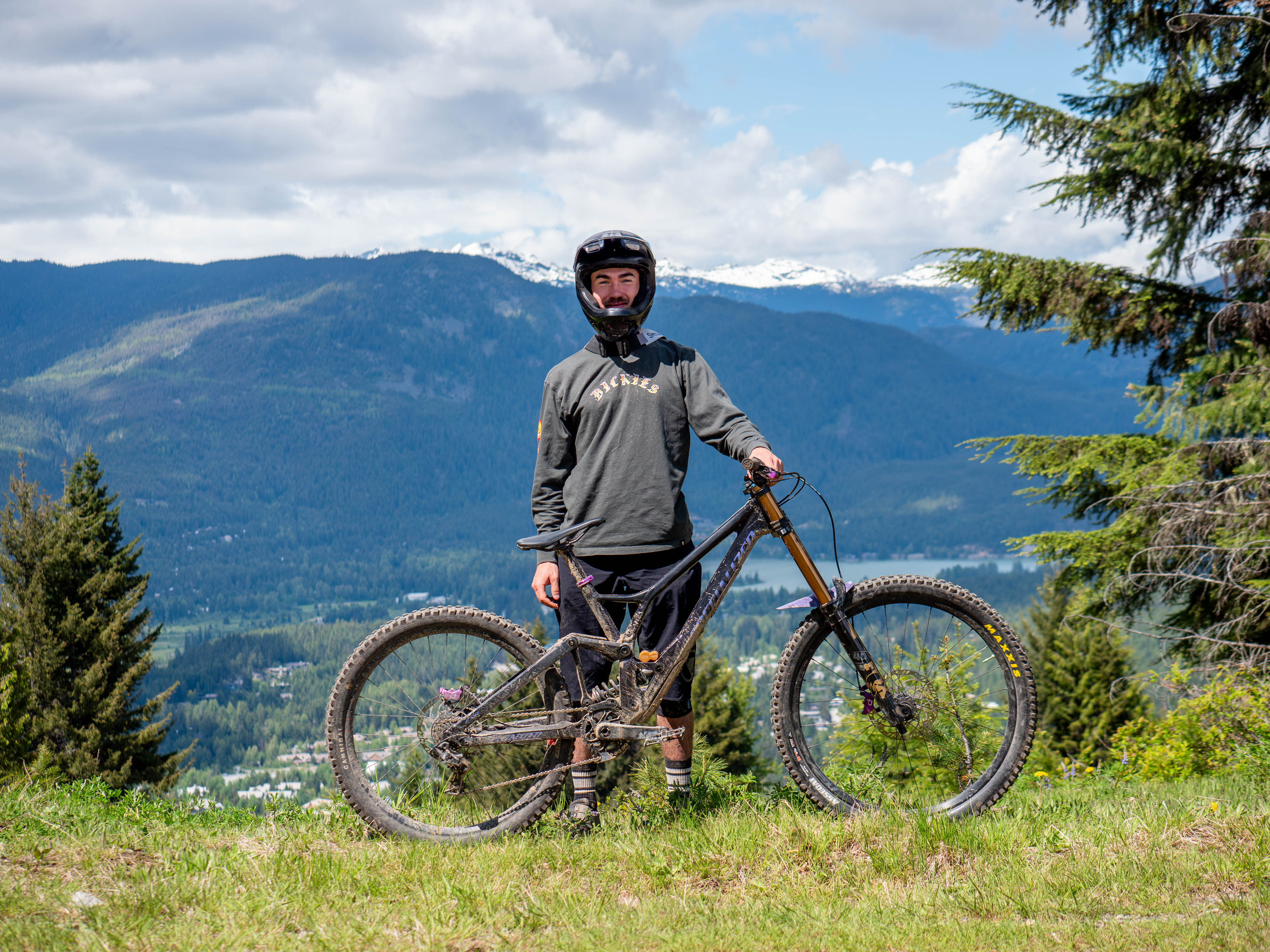 Specialized Demo Bike Check // The Bikes We Ride