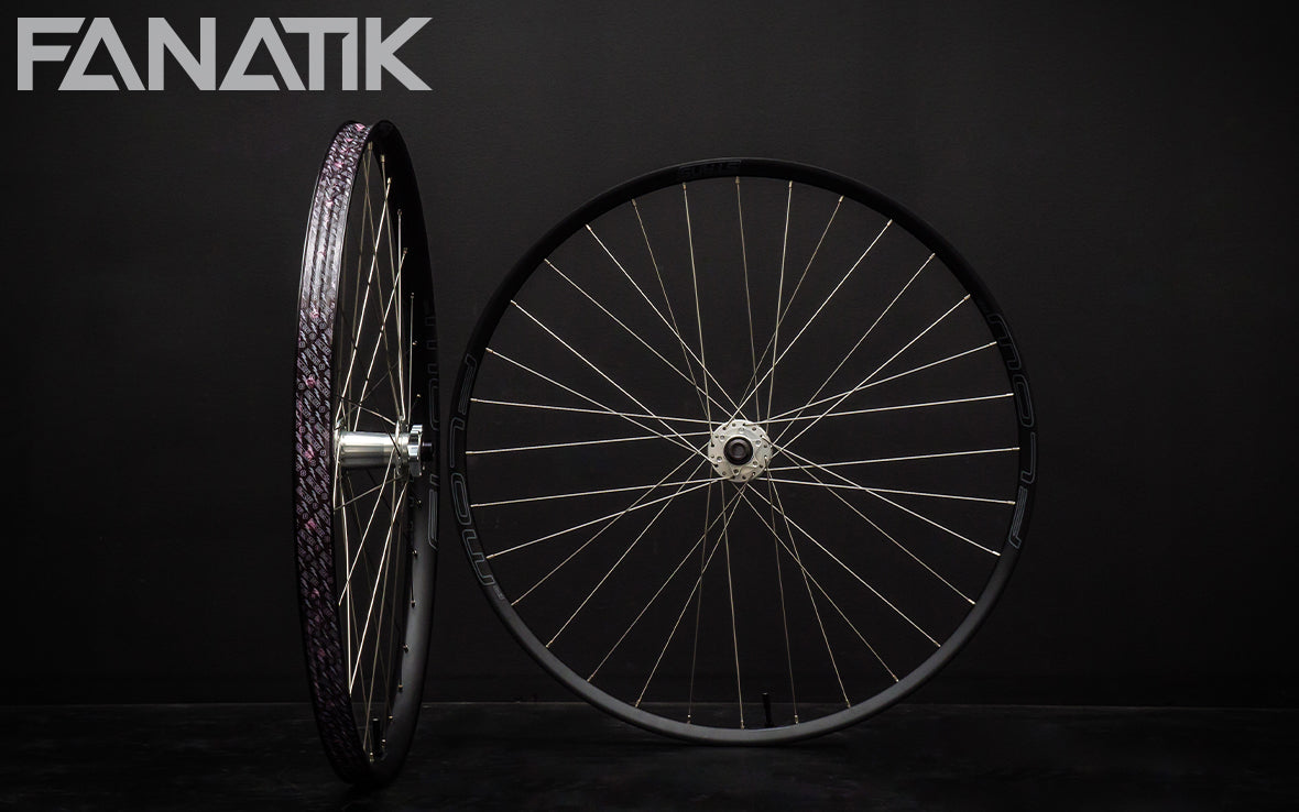 Stan's Flow MK4 / Hope Pro 5