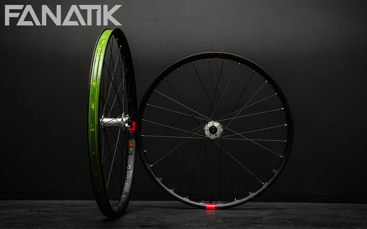 Reserve 30|HD Carbon / Industry Nine Hydra 2 Classic