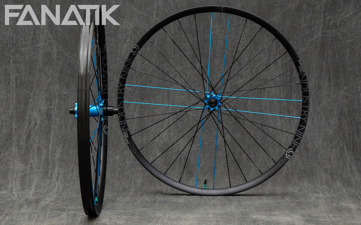 Industry Nine Enduro 305/Industry Nine Straight Pull Custom Wheelset