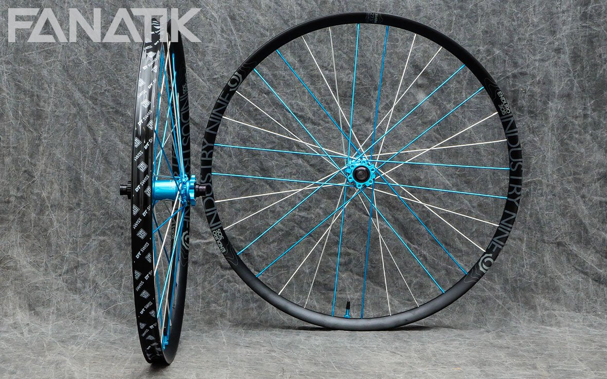 Industry Nine Enduro 305/ Industry Nine Hydra Straight Pull Custom Wheelset