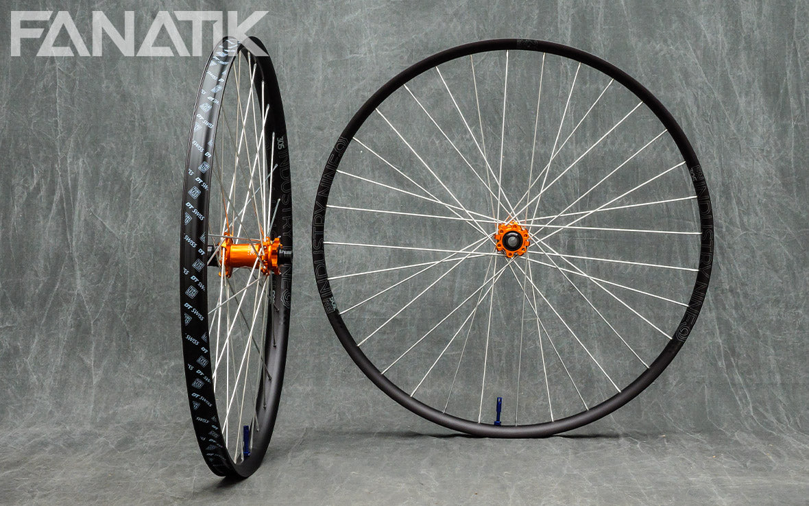 Industry Nine Enduro 305 / Industry Nine Hydra System Custom Wheelset