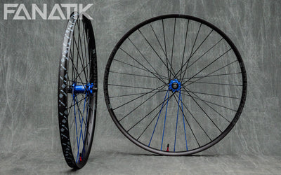 wheel-build-gallery-industry-nine-enduro-305-industry-nine-hydra-system-custom-wheelset-7