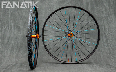 wheel-build-gallery-industry-nine-enduro-305-industry-nine-hydra-system-custom-wheelset-3