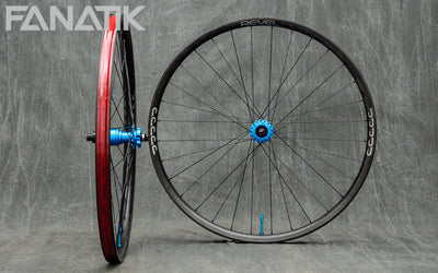 wheel-build-gallery-revel-rw30-onyx-vesper-custom-wheelset-2