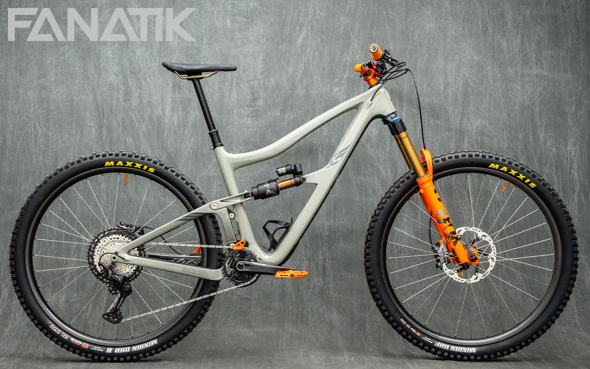 Ibis Ripmo V2 - Fanatik Bike Co. Custom Mountain Bike Build Gallery