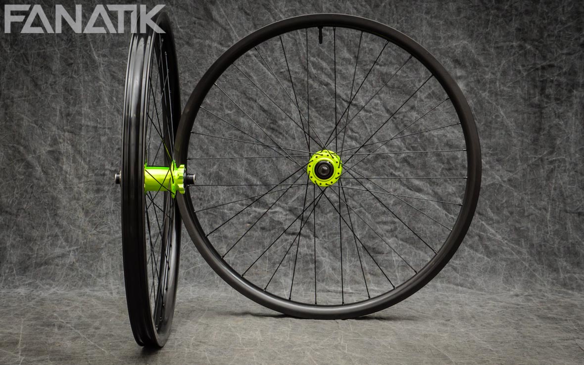 We Are One Agent/Onyx MTB Custom Wheelset