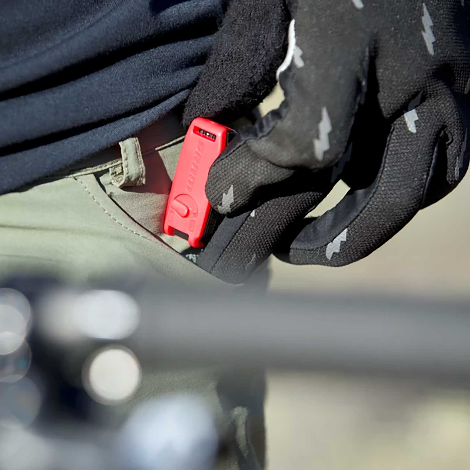 AXS and eTap Battery