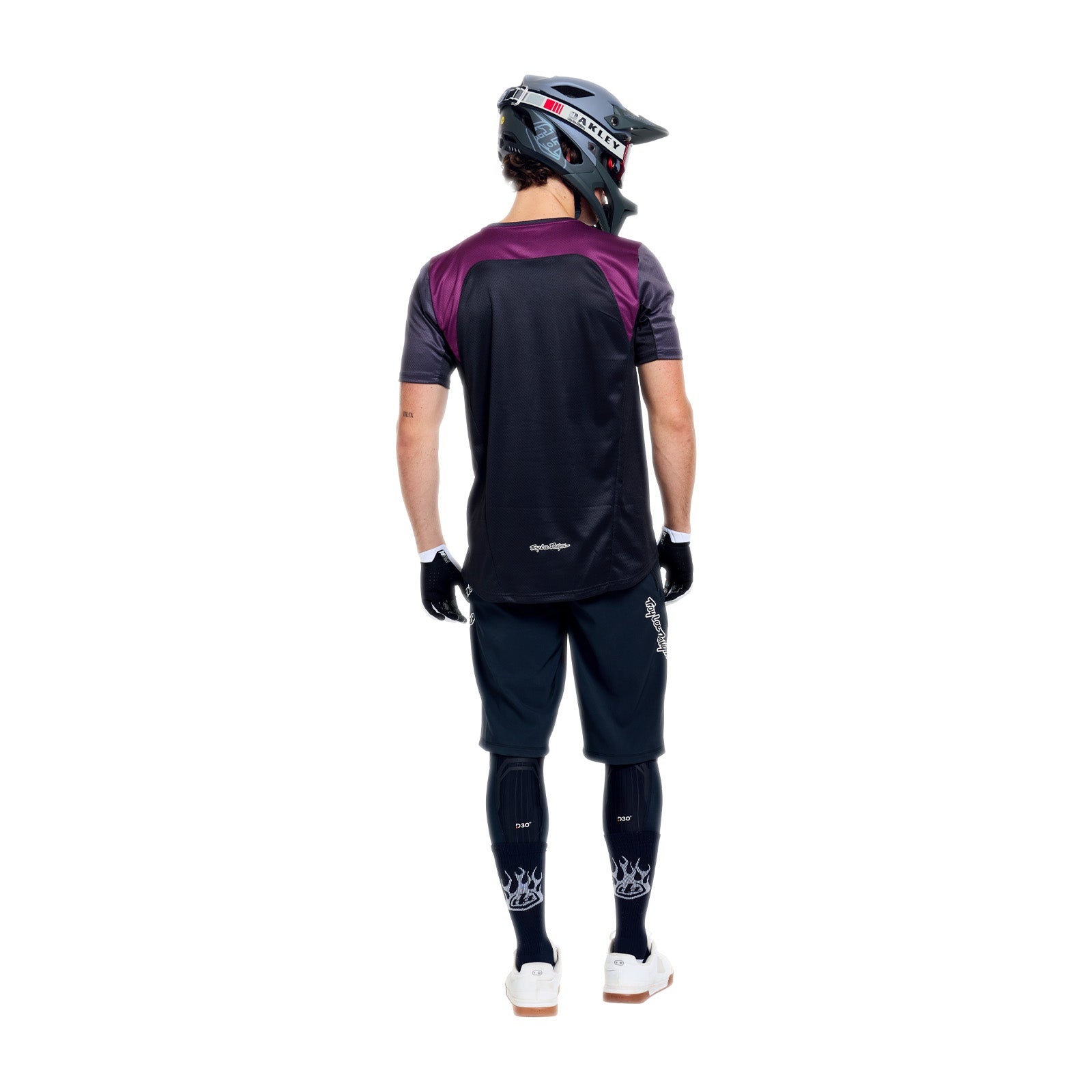 Stage Short Shell