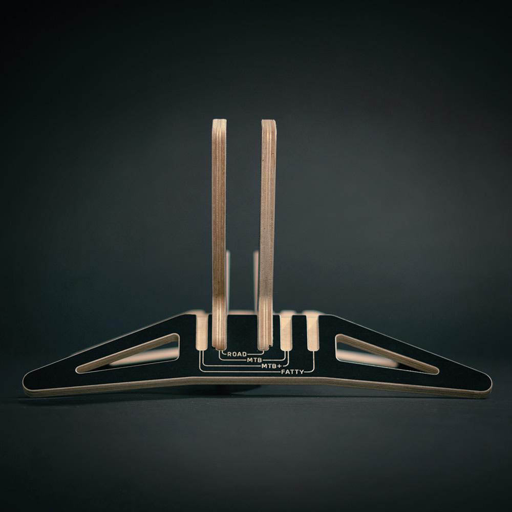 Smile Bike Stand