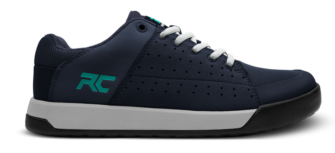 Livewire Women's Shoe