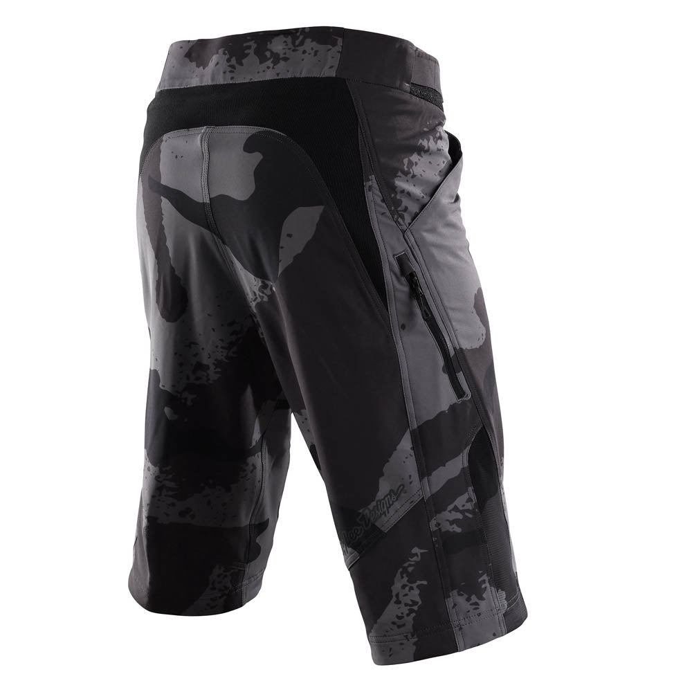 Ruckus Short